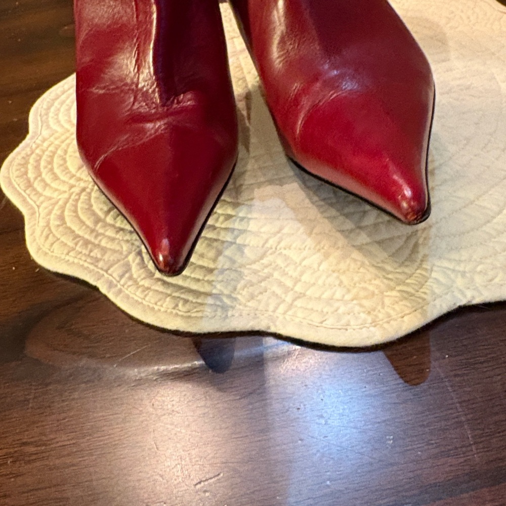 💋Charles David ♥️ Red Leather Stiletto Heeled Pointy Zippered Boots - Picture 7 of 16